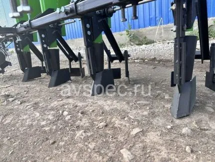 Чеснокосажалка (сеялка чеснока) четырехрядная