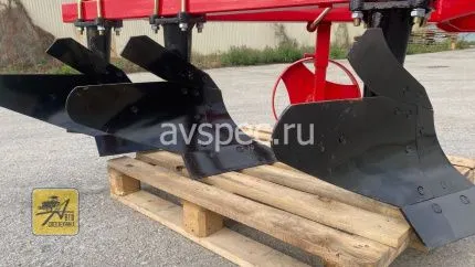 Плуг корпусный 1l-330