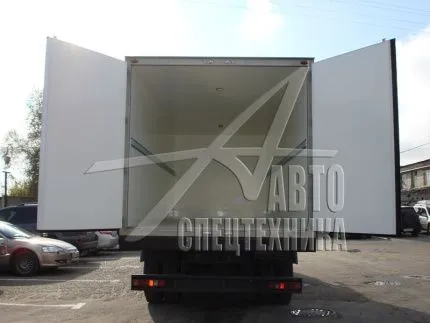 Промтоварный фургон КамАЗ 43118