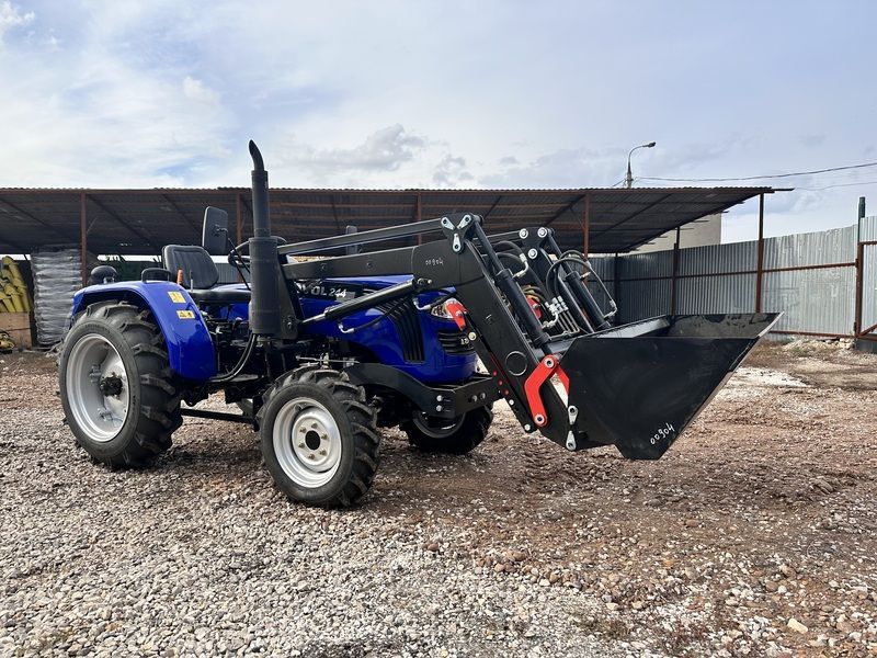 Трактор LOVOL TE 244 без кабины c погрузчиком